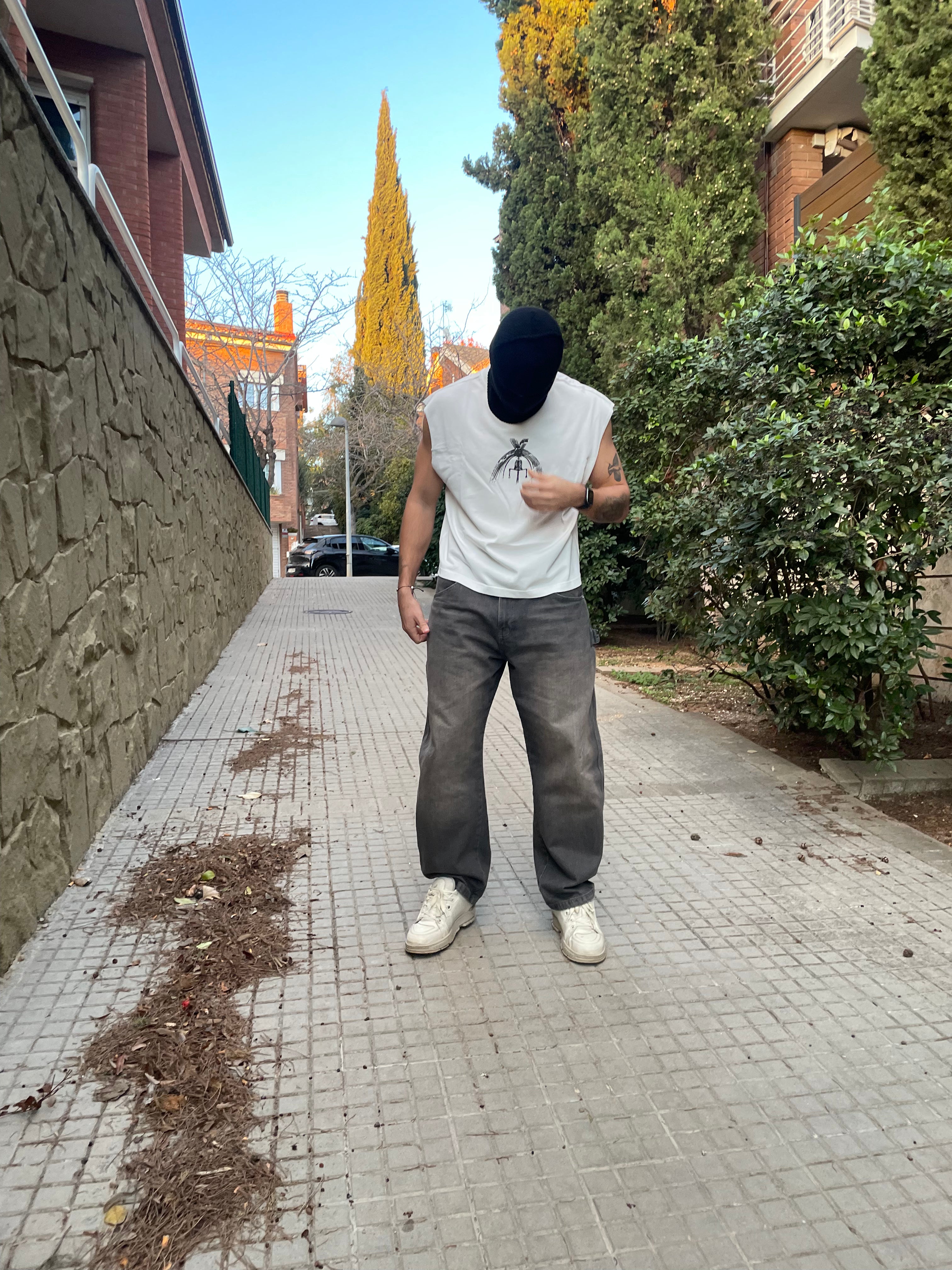 "Rumbling" Cropped Boxy Tank Top