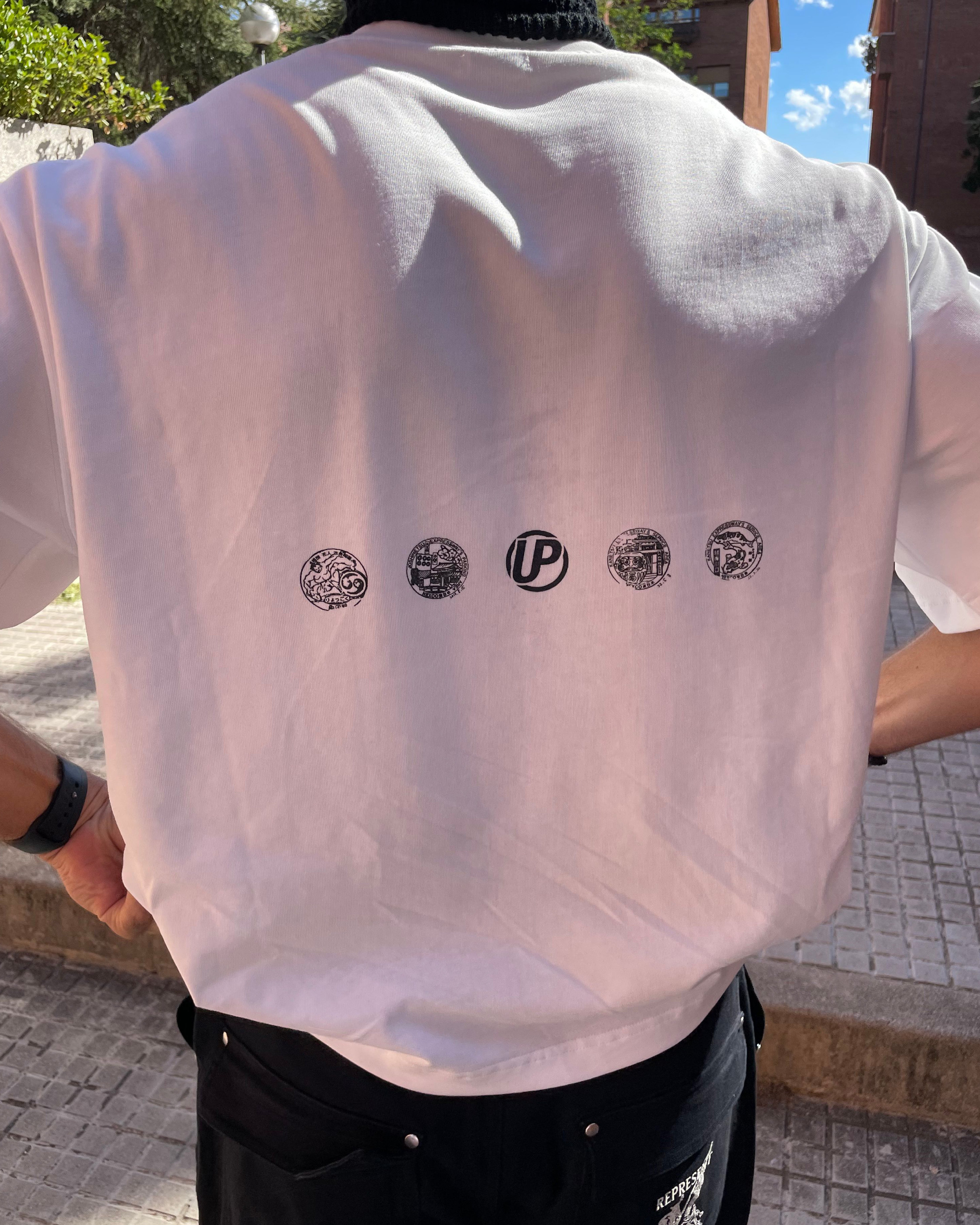 "Shinnosuke" Cropped Loose Tee